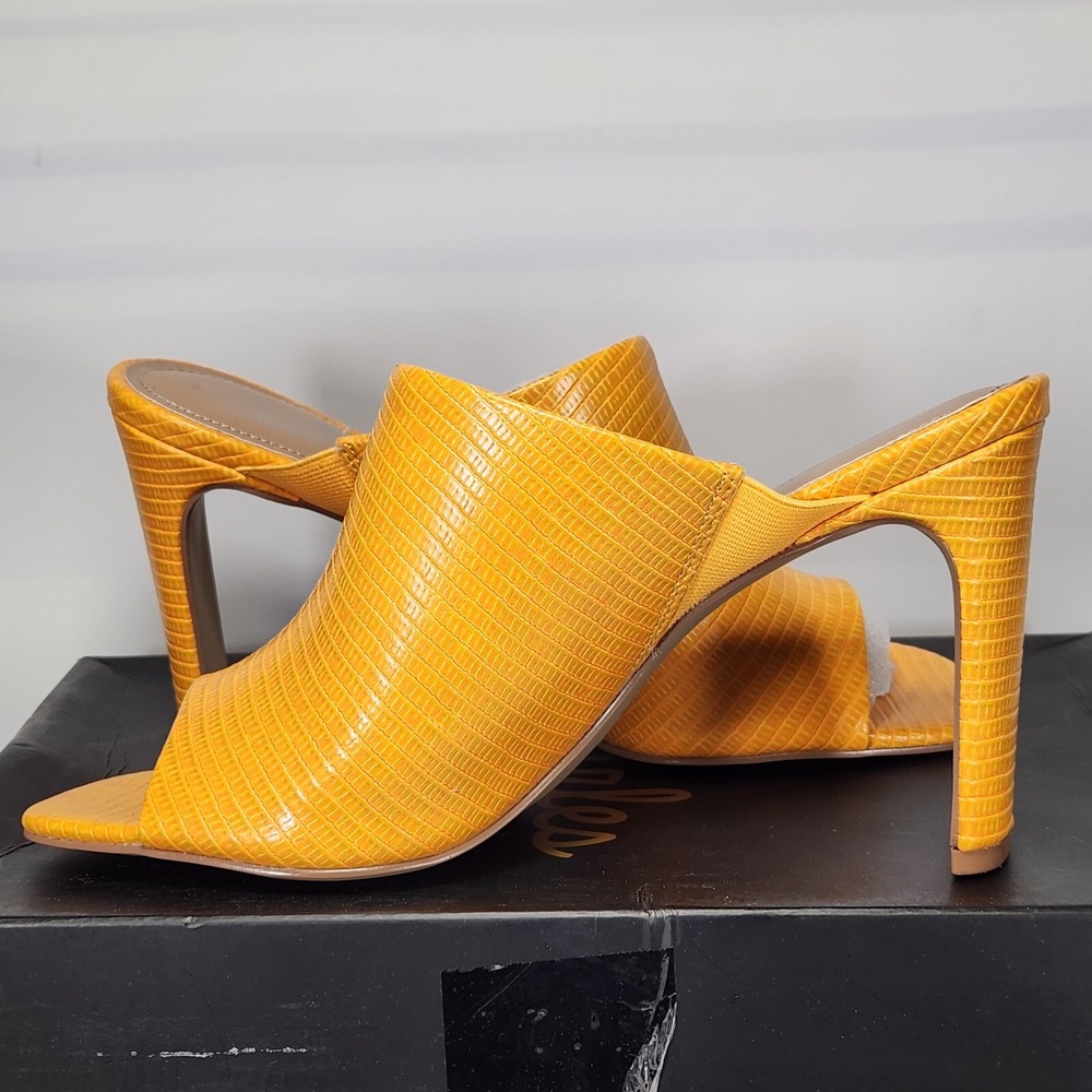 Charles by Charles David Genie Mules Womens Size 7.5 Mango Lizard Embossed Heels - Picture 3 of 7